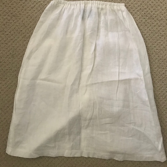 Reformation Jalisco two piece skirt and top - Picture 8 of 8